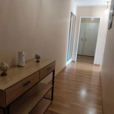Privee Avec Balcon De 3,5 M2 Dans Un Convivial Δωμάτια σε οικογενειακή κατοικία Deville-les-Rouen