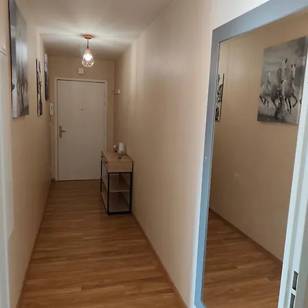Δωμάτια σε οικογενειακή κατοικία Privee Avec Balcon De 3,5 M2 Dans Un Convivial